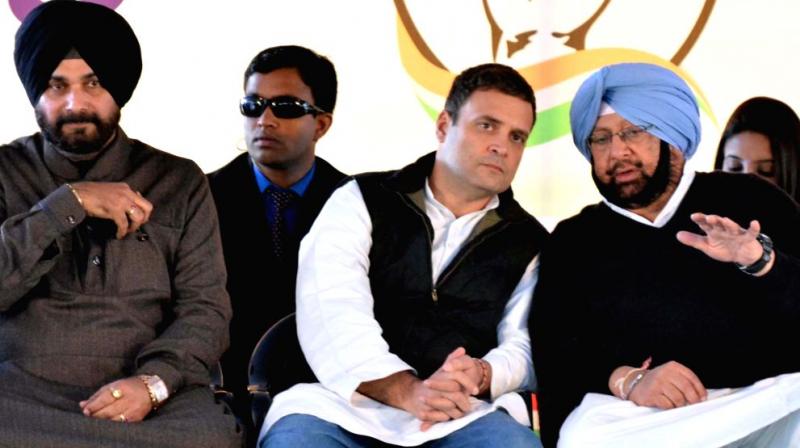 Navjot sidhu and rahul with Captain 