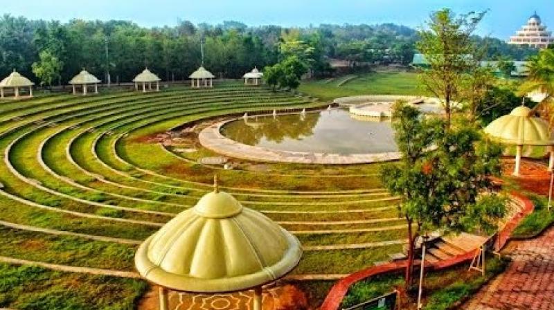 Visit these ashrams in india to relaxation Visit these ashrams in india to relaxation