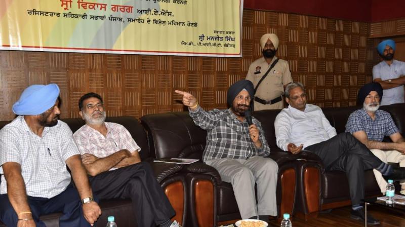 Sukhjinder Randhawa Sukhjinder Randhawa