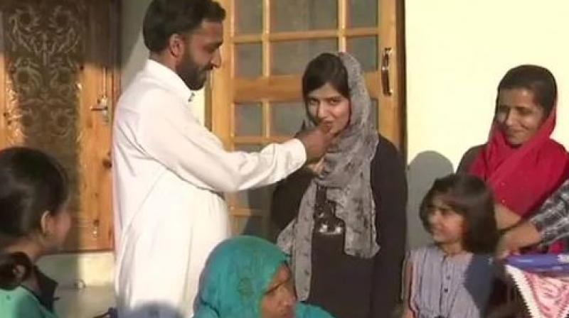 Irmim Shamim Is First Gujjar Woman From J&K's Rajouri To Crack AIIMS Exam Irmim Shamim Is First Gujjar Woman From J&K's Rajouri To Crack AIIMS Exam