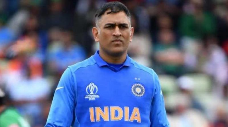 Mahinder Singh Dhoni Mahinder Singh Dhoni
