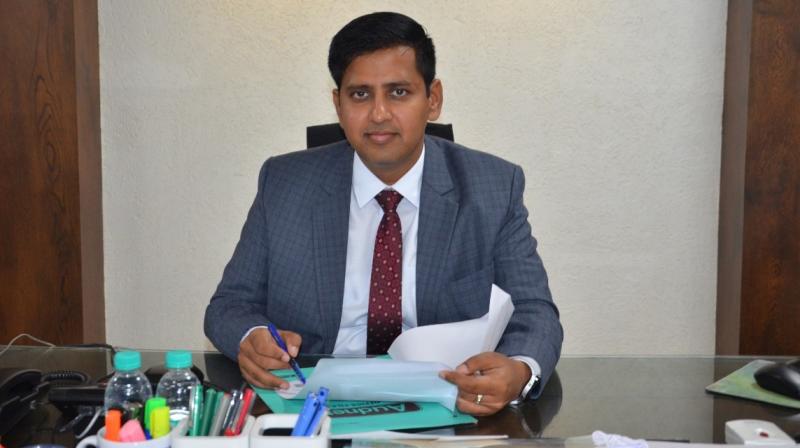 Dr. Himanshu Aggarwal Dr. Himanshu Aggarwal