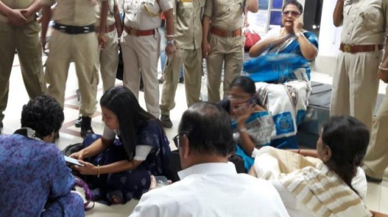 Trinamool Congress Delegation At Airport Trinamool Congress Delegation At Airport