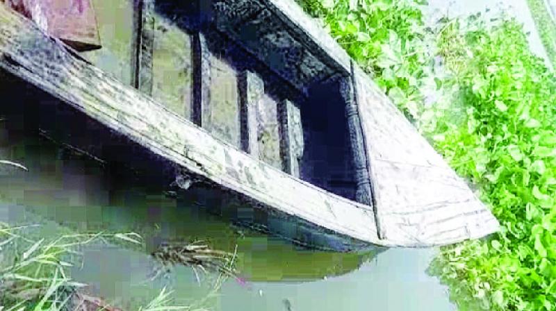 Pakistani boat caught by Counter Intelligence Firozpur Pakistani boat caught by Counter Intelligence Firozpur