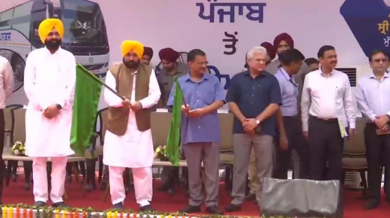Arvind Kejriwal and CM Bhagwant Mann flag off Jalandhar-Delhi airport Volvo bus services Arvind Kejriwal and CM Bhagwant Mann flag off Jalandhar-Delhi airport Volvo bus services