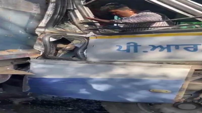 Heavy collision of PRTC bus with tipper in Patiala Accident News Heavy collision of PRTC bus with tipper in Patiala Accident News
