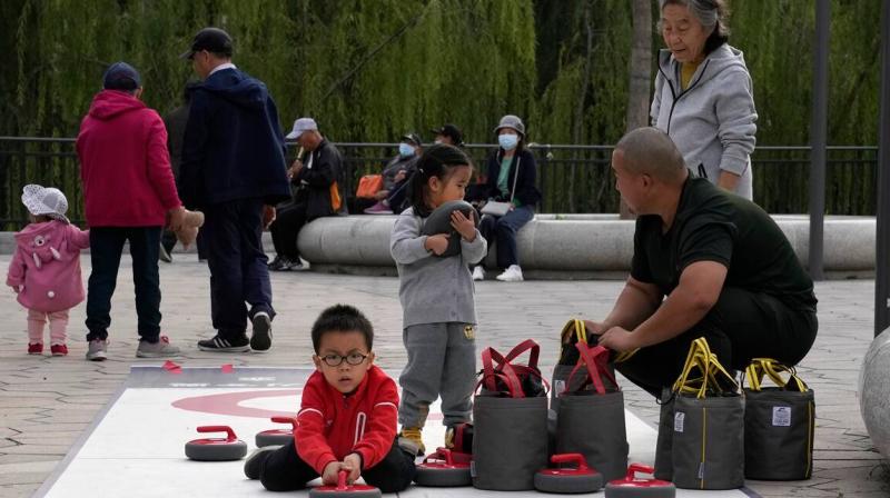 China now proposes law to punish parents for children's bad behaviour