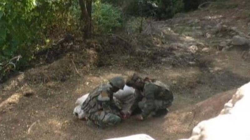 indian army destroyed 120 mm live mortar shell fired by pakistan in jammu kashmir