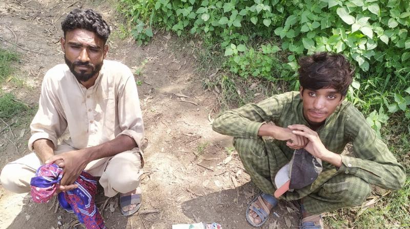  BSF jawans arrested two Pakistani nationals from India-Pakistan border