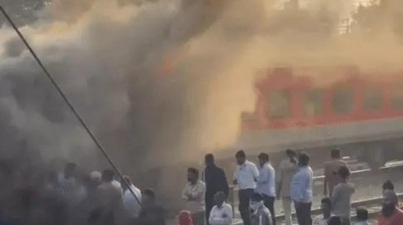Sirhind Train Fire News in punjabi Sirhind Train Fire News in punjabi