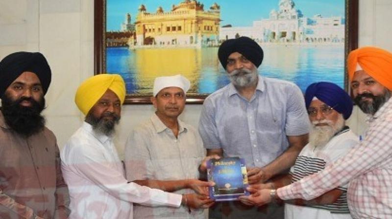 NIA Chief Dinkar Gupta paid obeisance at Sachkhand Sri Harmandir Sahib NIA Chief Dinkar Gupta paid obeisance at Sachkhand Sri Harmandir Sahib