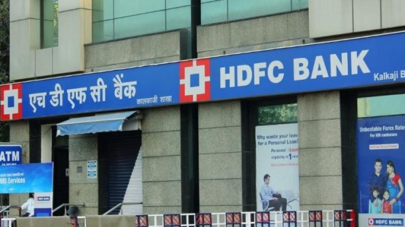 RBI bars HDFC Bank from issuing new credit cards, digital launches following outages RBI bars HDFC Bank from issuing new credit cards, digital launches following outages