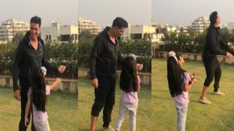 Akshay Kumar And daughter Nitara Fly Kites