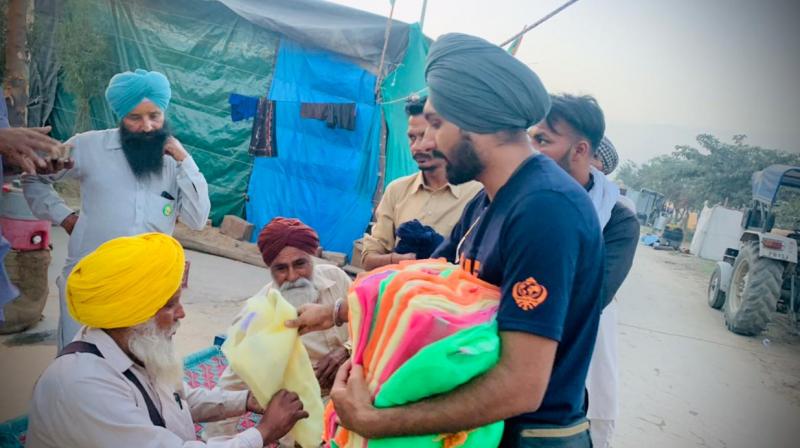 Khalsa Aid volunteers are distributing mosquito nets amongst other summer essentials to our farmer community.
