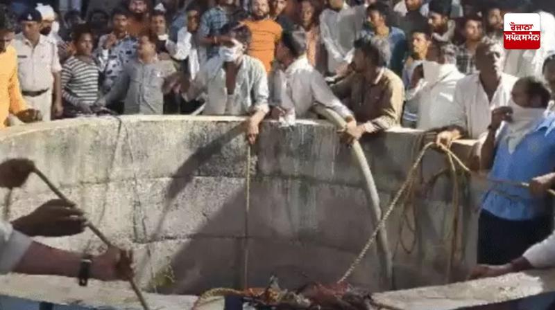 8 die due to poisonous gas in well 8 die due to poisonous gas in well