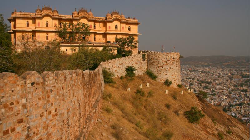 Know the right time to visit nahargarh fort and how to reach