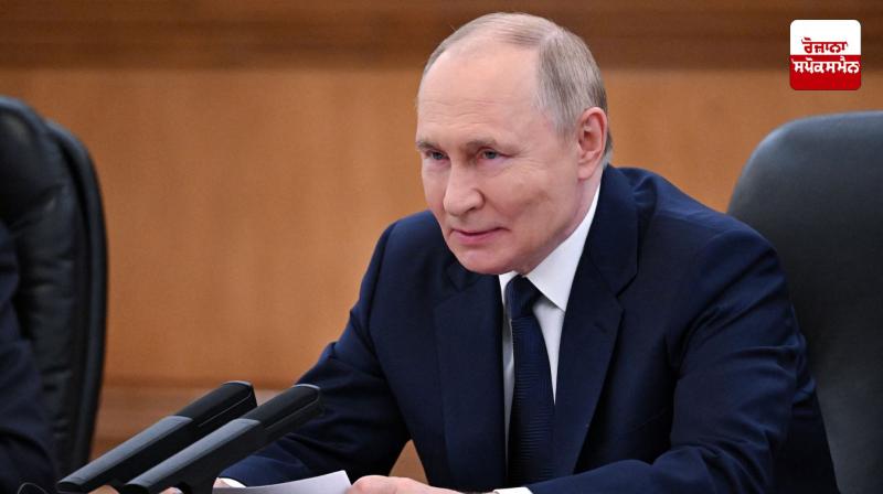 US President Donald Trump should stop threatening India and China: Putin US President Donald Trump should stop threatening India and China: Putin