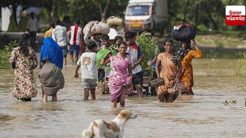 Yamuna water level above 207 meters, water entered nearby areas Yamuna water level above 207 meters, water entered nearby areas
