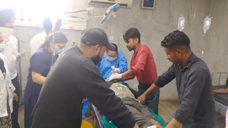 A worker died due to gas leak while cleaning sewage in Dinanagar A worker died due to gas leak while cleaning sewage in Dinanagar