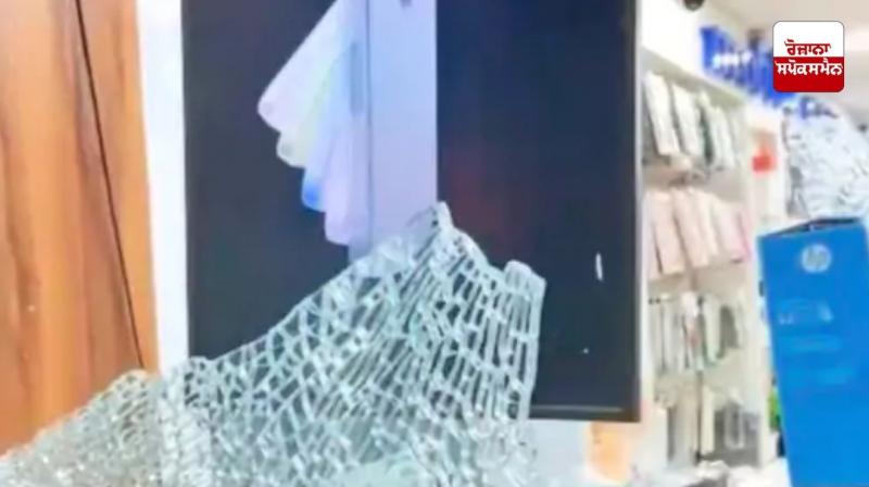 Shots fired at Congress leader's showroom in Batala