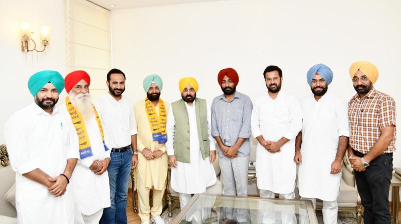 Congress leader and Barnal MC president Gurjit Singh Ramanvasia and social worker Kulwant Singh join AAP Congress leader and Barnal MC president Gurjit Singh Ramanvasia and social worker Kulwant Singh join AAP