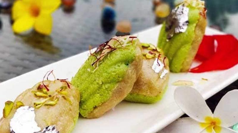 Barfi Modak, Barfi Modak,