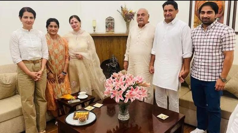 Vinesh Phogat met Bhupinder Hooda Vinesh Phogat met Bhupinder Hooda