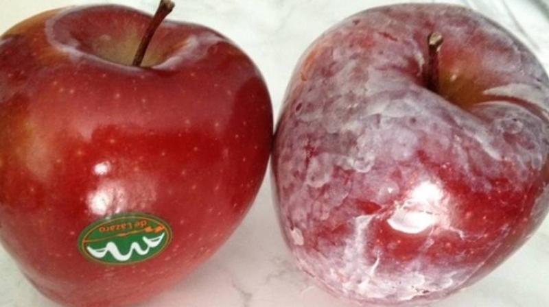 How to remove wax from apples?