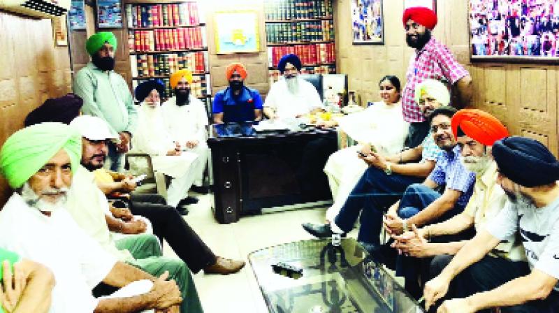 Prof.Prem Singh Chandumajra In a meeting with party office bearers and workers Prof.Prem Singh Chandumajra In a meeting with party office bearers and workers
