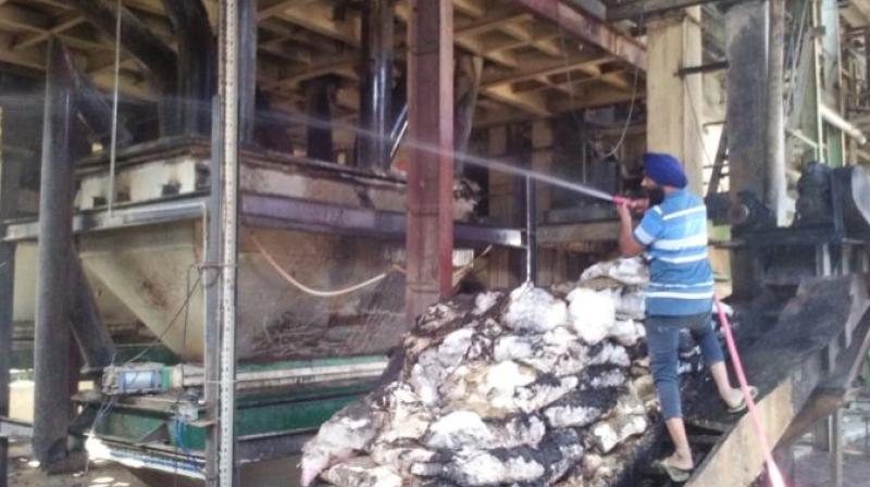 Sirhind-Patiala road and feed factory fire Sirhind-Patiala road and feed factory fire