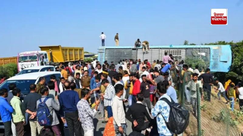 Kanauj accident on Agra-Lucknow Expressway Accident Kanauj accident on Agra-Lucknow Expressway Accident