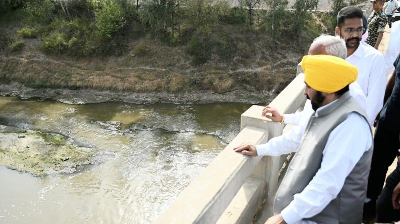 CM assesses ongoing flood protection works along with river Ghaggar CM assesses ongoing flood protection works along with river Ghaggar