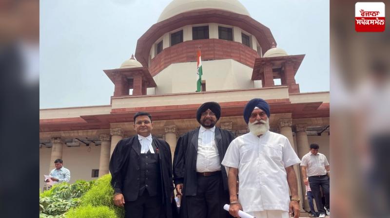 The Shiromani Committee welcomed the instructions given by the SC to the UP govt in the 1984 Kanpur Sikh Genocide case. The Shiromani Committee welcomed the instructions given by the SC to the UP govt in the 1984 Kanpur Sikh Genocide case.