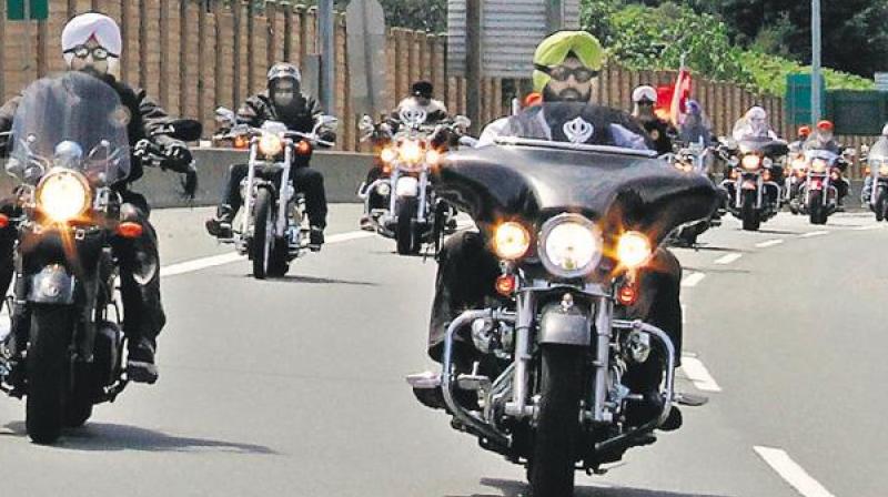 motarcycle motarcycle