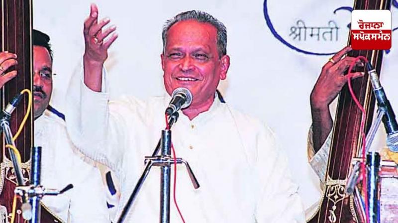 Famous singer Prabhakar Karekhar passes away Famous singer Prabhakar Karekhar passes away