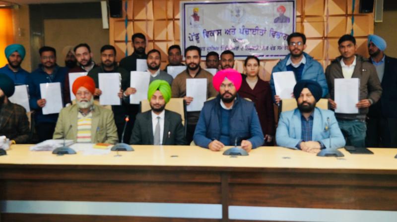 Hon'ble government has fulfilled its promise to provide employment to the youth of the state: Kuldeep Singh Dhaliwal Hon'ble government has fulfilled its promise to provide employment to the youth of the state: Kuldeep Singh Dhaliwal