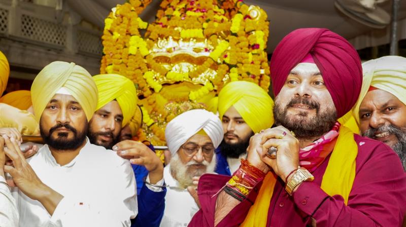Punjab CM, deputy CMs alongwith Sidhu visit Darbar Sahib Punjab CM, deputy CMs alongwith Sidhu visit Darbar Sahib
