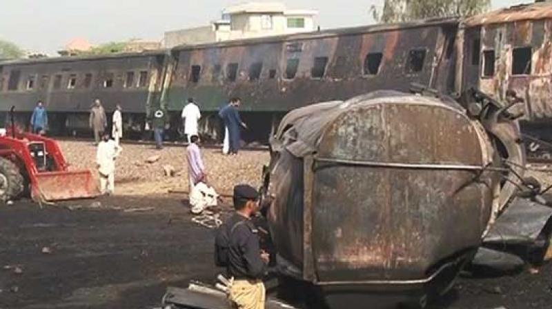 Tragic accident in Pakistan, 29 killed, most Sikh passengers