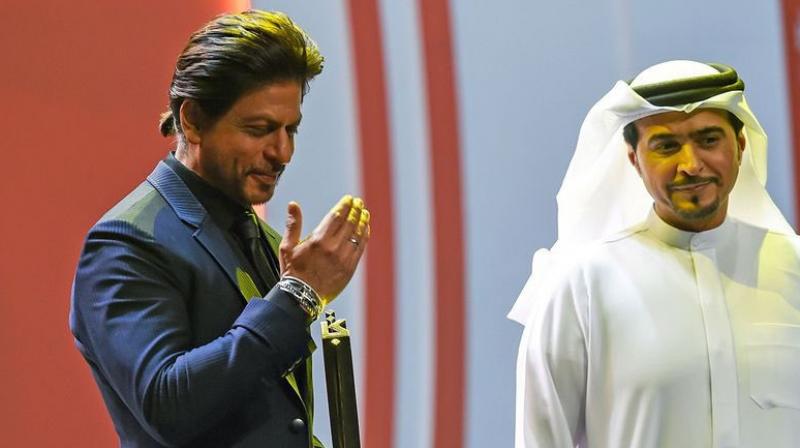 Shah Rukh Khan receives Global Icon of Cinema and Cultural Narrative Award in Sharjah Shah Rukh Khan receives Global Icon of Cinema and Cultural Narrative Award in Sharjah