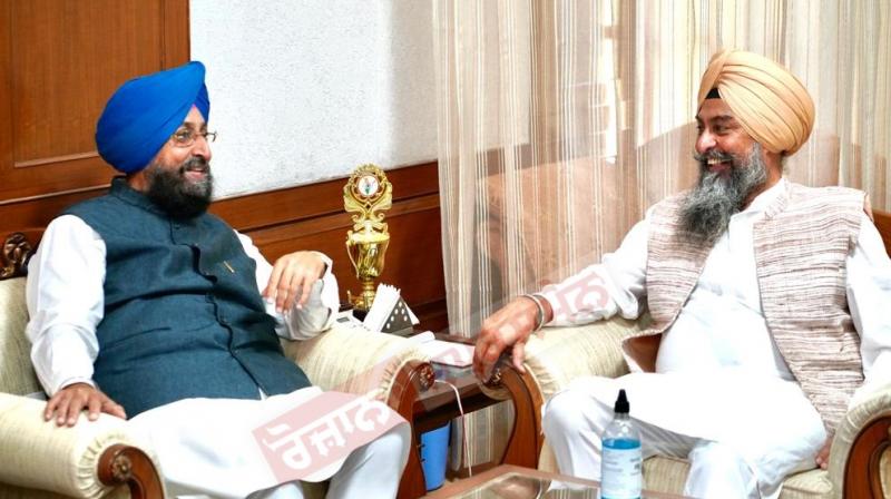 LoP calls on Punjab Vidhan Sabha Speaker  