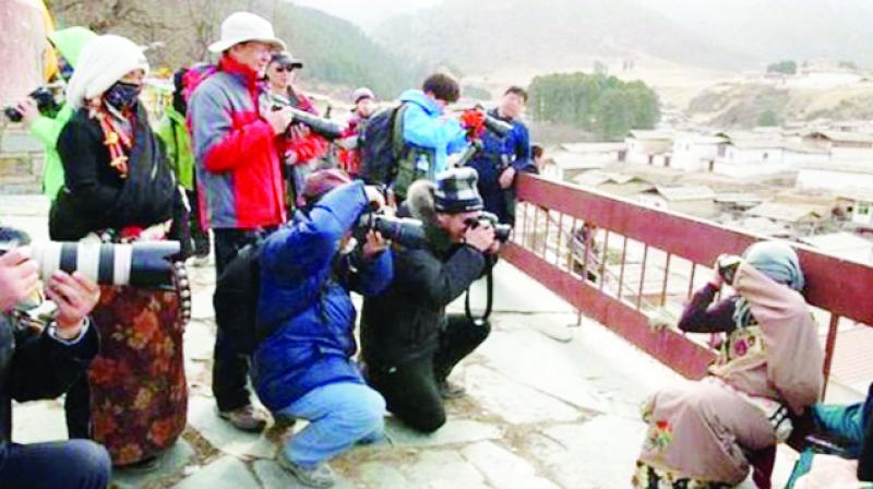 China's Tibetan doors closed for foreign tourists