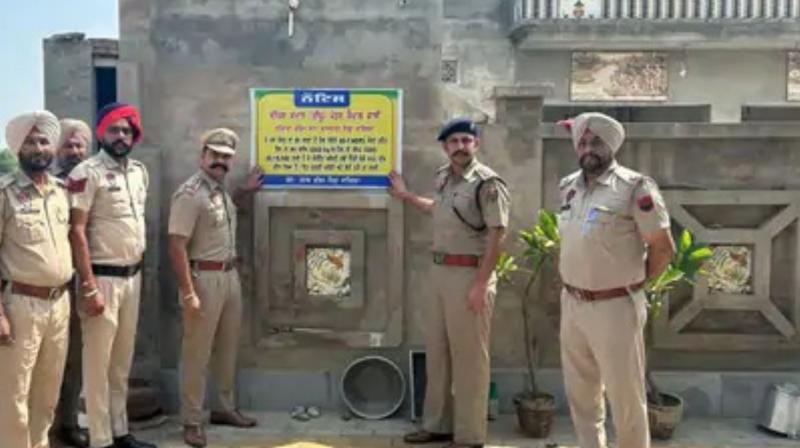 Abohar Police launched a major operation against drug traffickers, property was sealed Abohar Police launched a major operation against drug traffickers, property was sealed