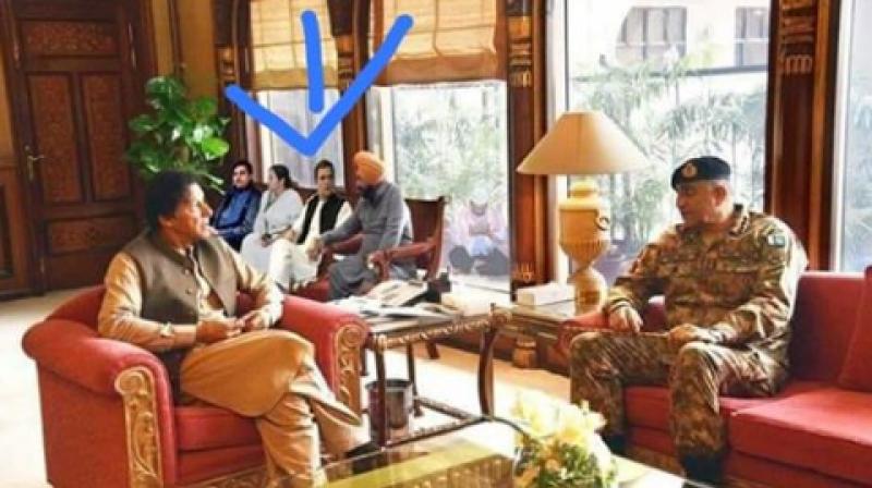 Did Rahul Gandhi and Mamata Banerjee met Imran Khan viral photo proven fake Did Rahul Gandhi and Mamata Banerjee met Imran Khan viral photo proven fake