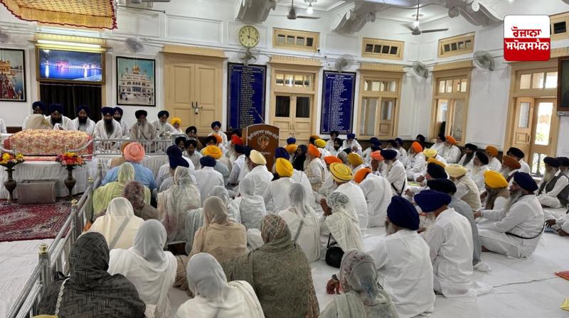 SGPC ਨੇ 13 ਅਰਬ 86 ਕਰੋੜ 45 ਲੱਖ ਰੁਪਏ ਦਾ ਬਜਟ ਕੀਤਾ ਪਾਸ SGPC ਨੇ 13 ਅਰਬ 86 ਕਰੋੜ 45 ਲੱਖ ਰੁਪਏ ਦਾ ਬਜਟ ਕੀਤਾ ਪਾਸ