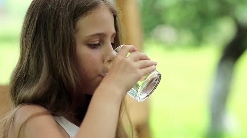 Drinking too much water can be risky Drinking too much water can be risky
