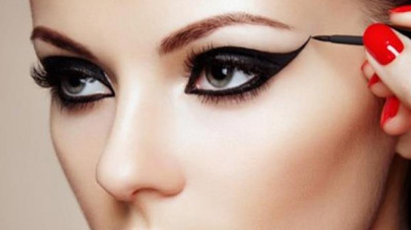 eye liner eye liner