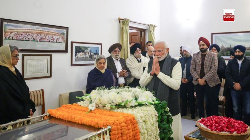 PM Narendra Modi pays tribute to Dr. Manmohan Singh PM Narendra Modi pays tribute to Dr. Manmohan Singh