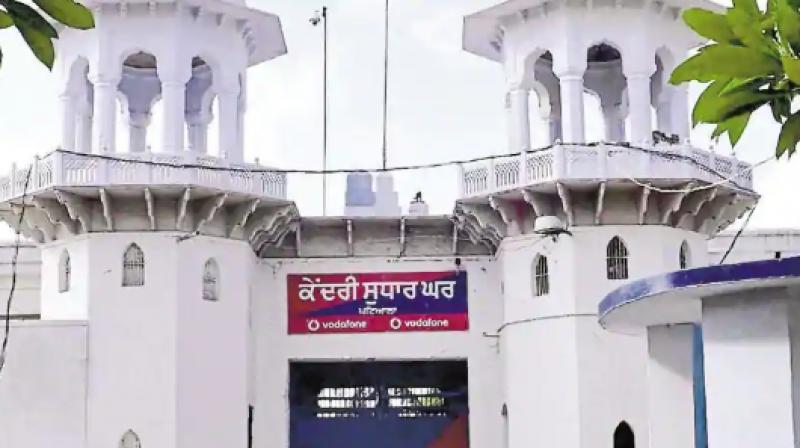 Patiala jail inmate shoots video of alleged torture Patiala jail inmate shoots video of alleged torture