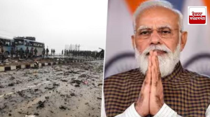 PM Modi pays tribute to Pulwama jawans PM Modi pays tribute to Pulwama jawans