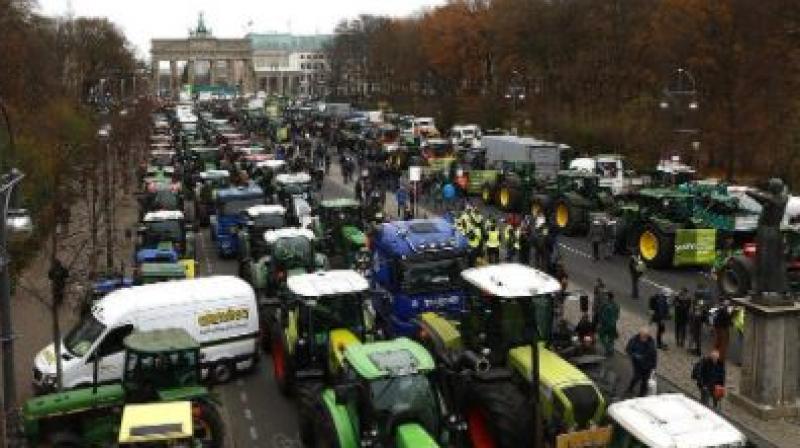 tractor march tractor march